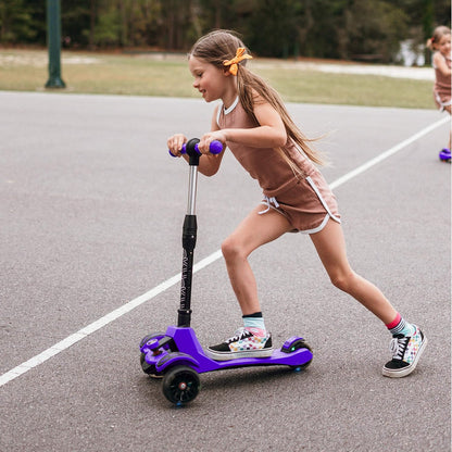 Adjustable Height Kids Scooter with Widened Flash Wheels for Ages 3-8, Lean-to-Steer Design