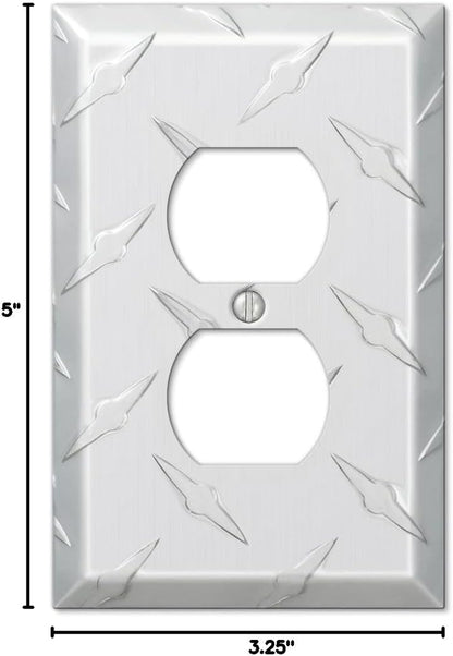 955D Diamond Plate Wallplate, 1 Duplex, Silver